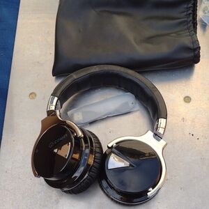 Cowin Black Wireless Headphones New